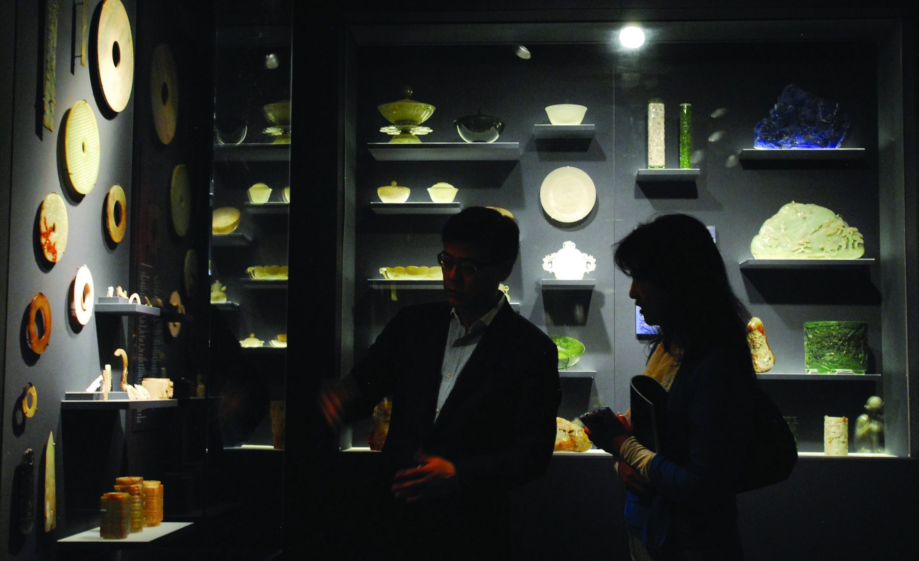 Asian Art Museum Exhibition Feature